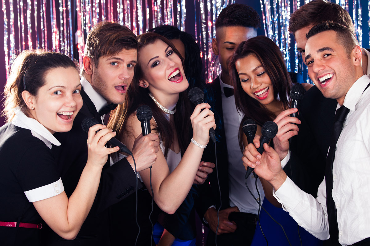 karaoke-group-1200